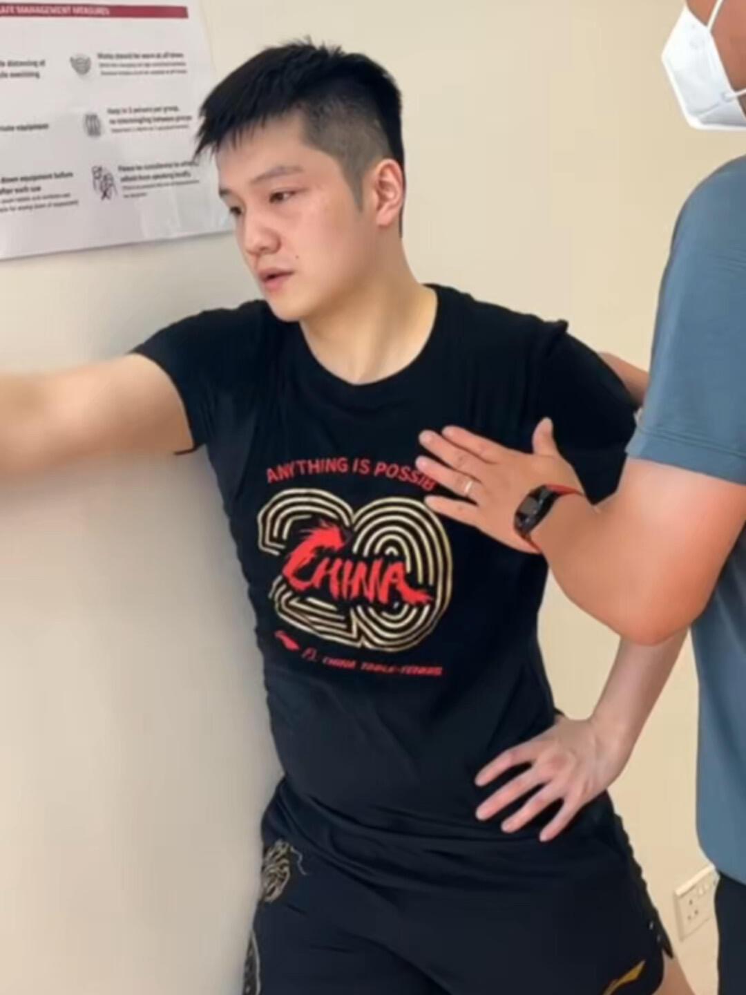 怎么可以争气成这样，看着给按摩修养就好严肃的仔细，谁看这个小孩子谁不开心，就好让