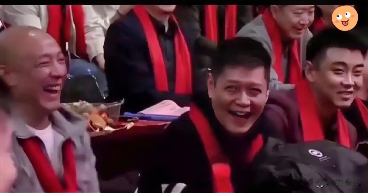 [红脸笑]这场面真的太逗了，简直是名场面预定！主办方才