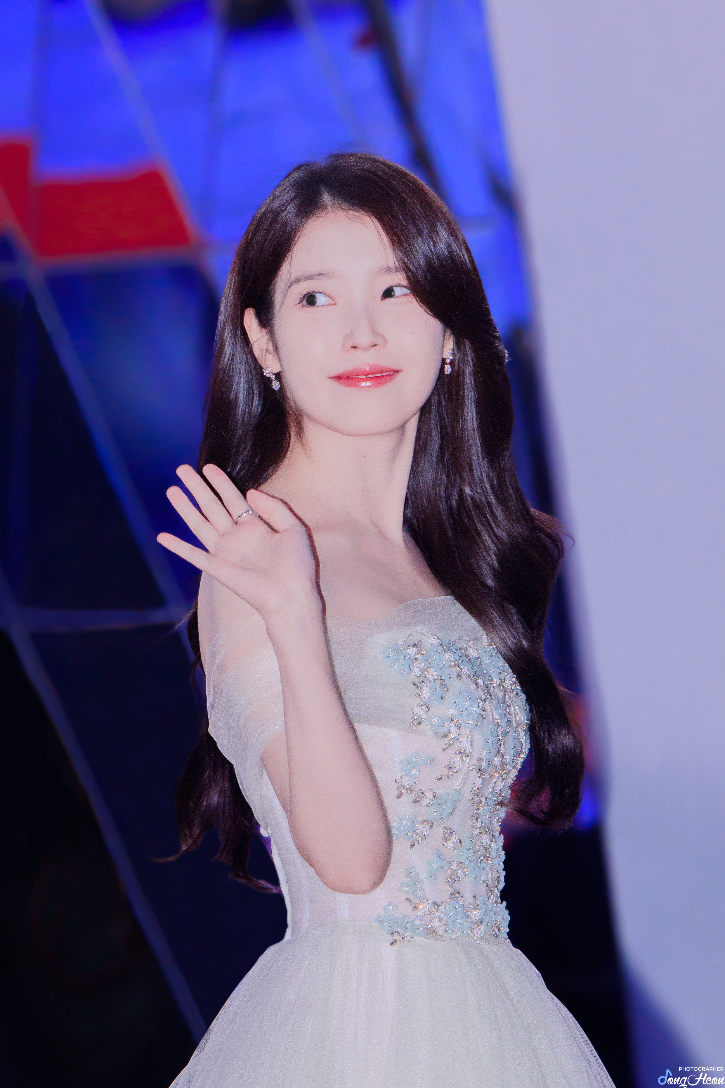 IU🐥IU青龙视后250718IU青龙电视剧大赏高清饭拍cr.