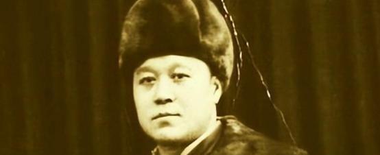 1953年，相声界总门长张寿臣召集津京两地的相声演员开会，目的只有一个，那就是清