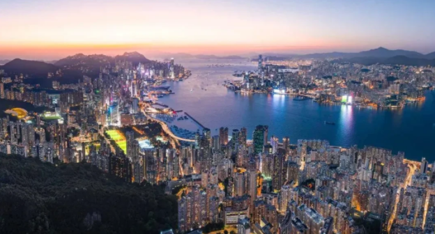 美国和俄罗斯都懵了，中国牵头成立国际调解院，分走联合国部分职能，美国以后再想用签
