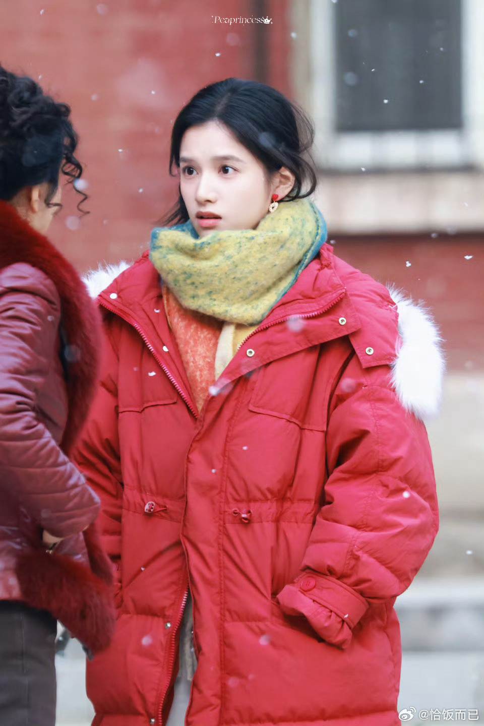 哎呦好萌张婧仪注意力全在脸上🥺