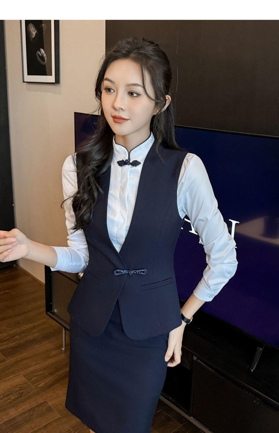 超美的职业装，小马甲➕半身裙。美到窒息的那种[捂脸哭][捂脸哭][捂脸哭]气质马甲套装