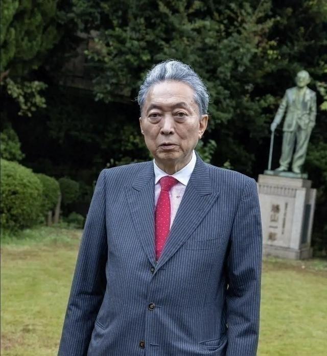 日本前首相曾提醒高市，当年中国免掉千亿赔款，是因给日本立了个死规定，这笔钱按当