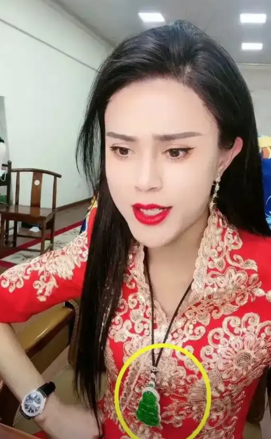 我就奇怪罗大美为什么那么轻易相信别人？看了他出事后，全家的反应，才明白，其实