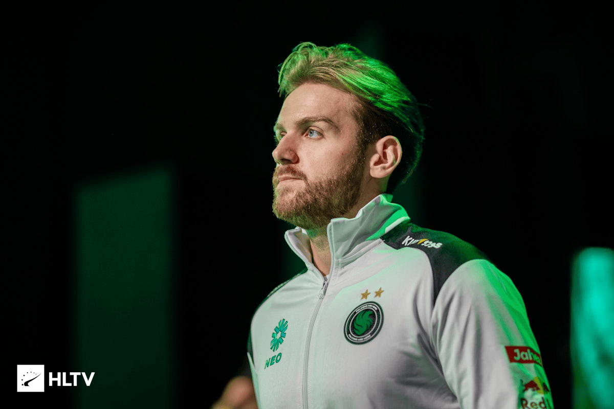 HLTV: NiKo谈离开G2、为京介做出牺牲, 以及猎鹰的巅峰状态