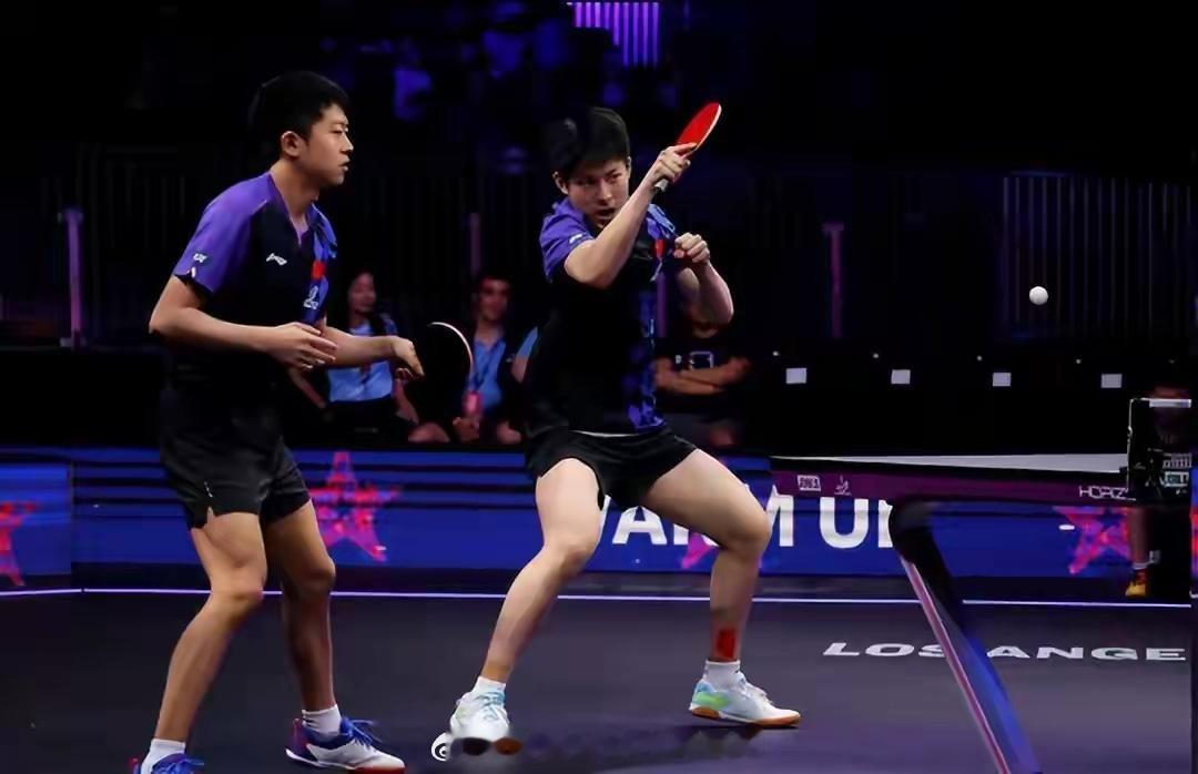 WTT中国大满贯，4强席位已定！国乒独苗3:0，半决赛对决世界第1北京时间10月