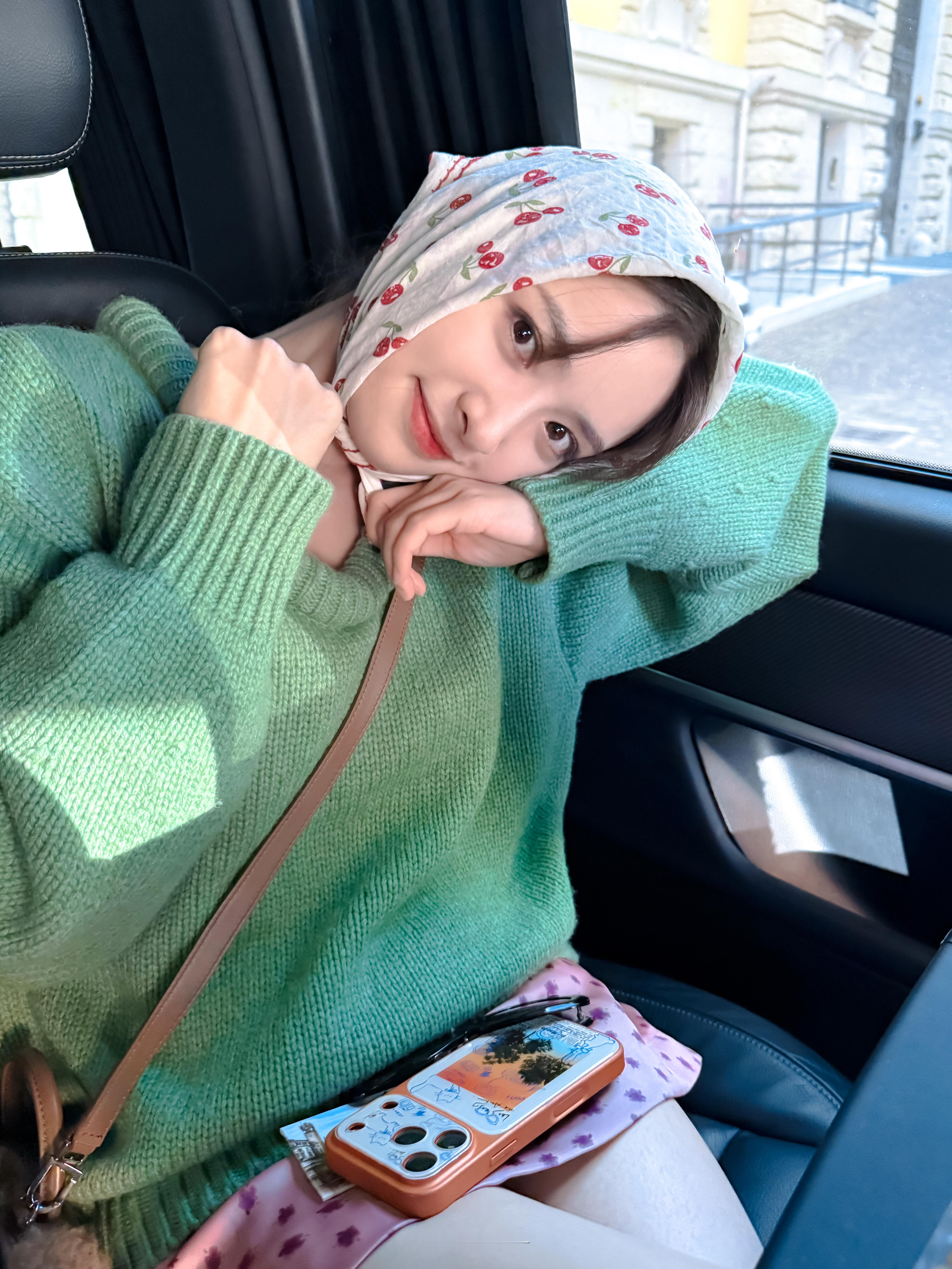 小沈月的假期🍃🌸当我拍照不知道怎么摆姿势时将点开​