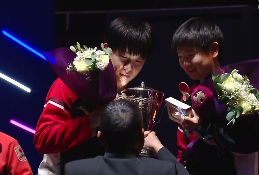 刘国梁不但安全，而且荣耀！作为国际乒联副主席刘国梁亲自为世乒赛缔造混双三冠壮举的