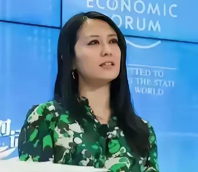 不知大家有没有发现，牵扯于爱泼斯坦和萨默斯性丑闻的金刻羽，虽然是华人，但其长相让