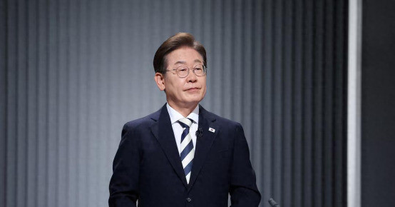 韩国示好中国，想拿回指挥权韩国总统被美国总统放鸽子，这事
