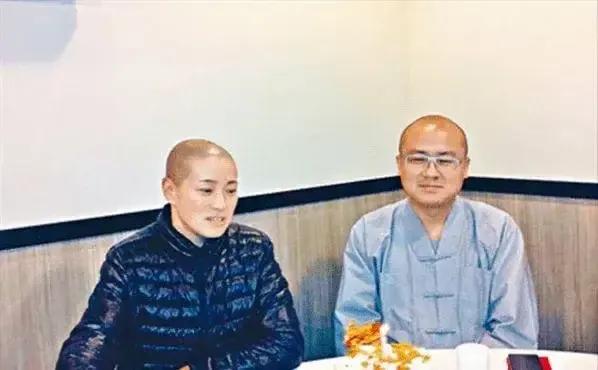 她被称为“中国最贪财风流”的尼姑，白天在寺庙守着清规戒律，晚上却开豪车，住千万别