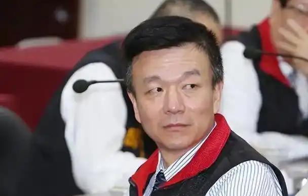 跟着于北辰“学历史”：西汉东汉分不清，刘邦、刘秀的棺材板要掀开了！最近，台湾