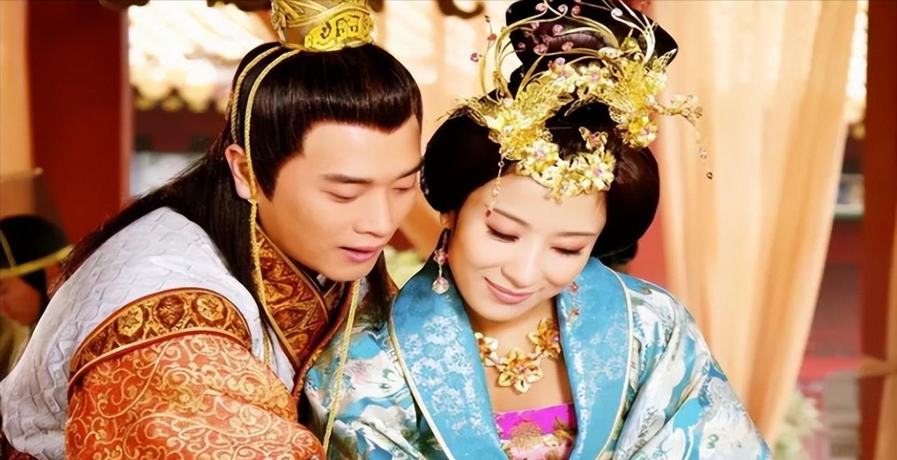 1462年，15岁的太子朱见深宠幸了比他大17岁的乳娘，从此一发不可收拾。一次，