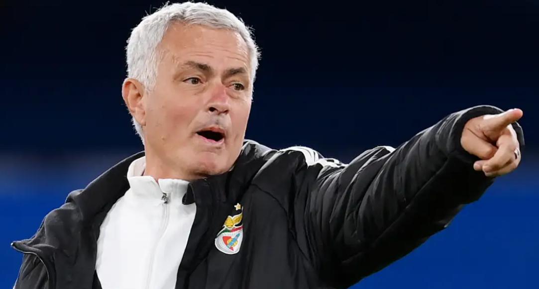 穆帅再次重申，自己获得的职业中的第15张红牌，并不正确。穆帅在最近的采访中，再