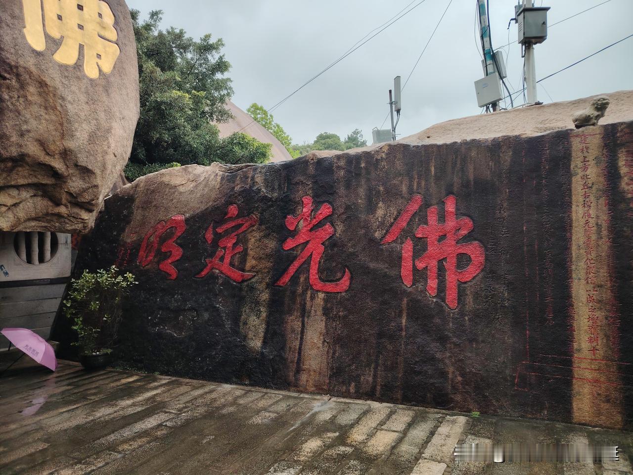 我的一位同事叫老张，在办公室里面突然就昏迷了。送到医院检查之后发现是胃癌早期