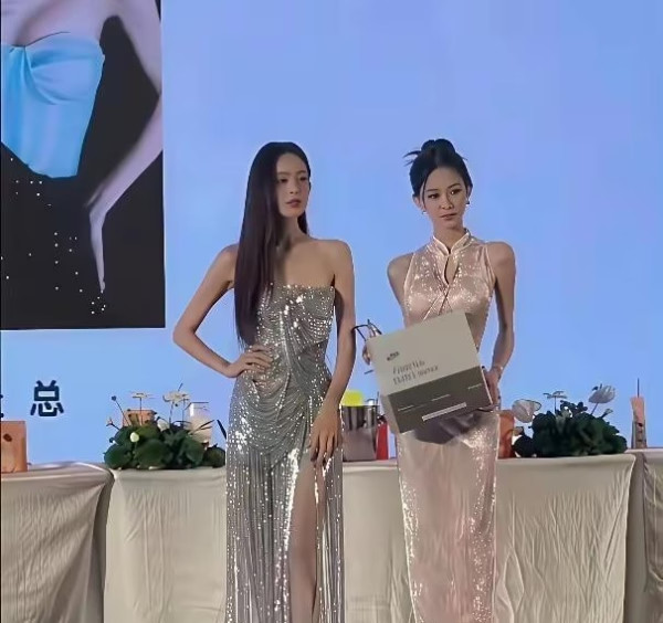 古力娜扎线下活动路透图你觉得她赢了吗？