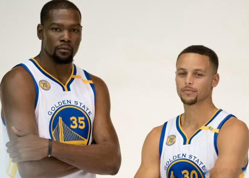 杜兰特霸气回应质疑：我不是科比库里非鲨鱼，两座FMVP已证明一切