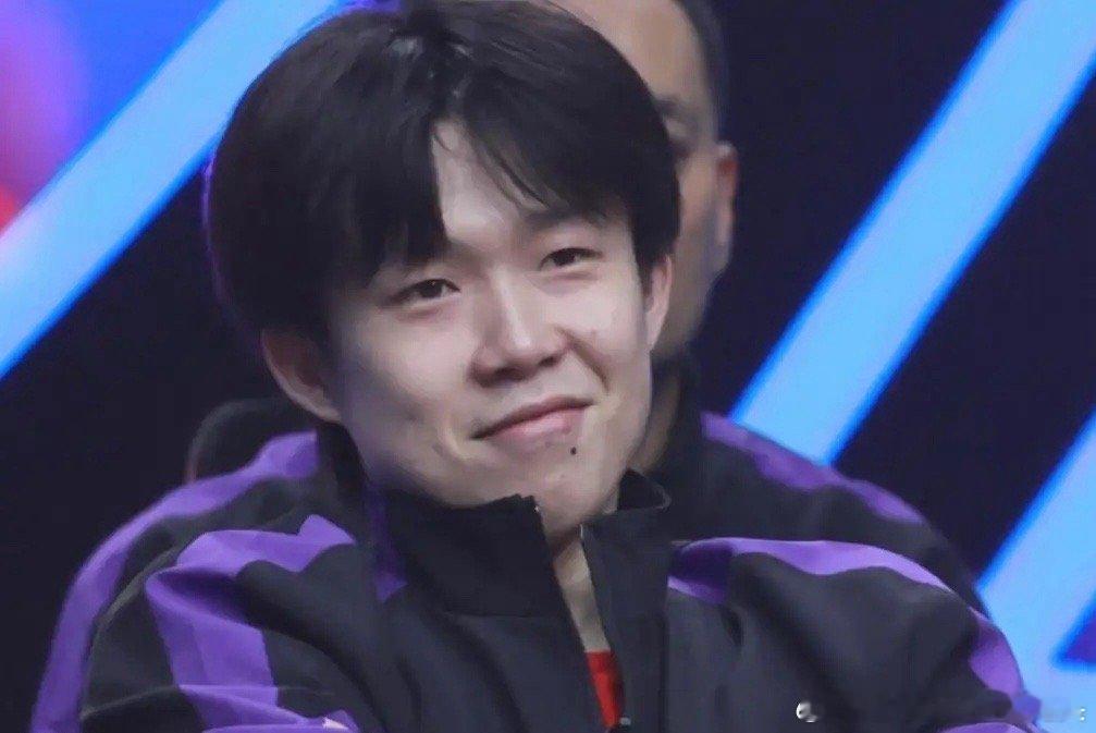 国乒担当！雷洋称赞王楚钦，实力比不上马龙小胖，可他是国乒门面马龙退役，樊振东远