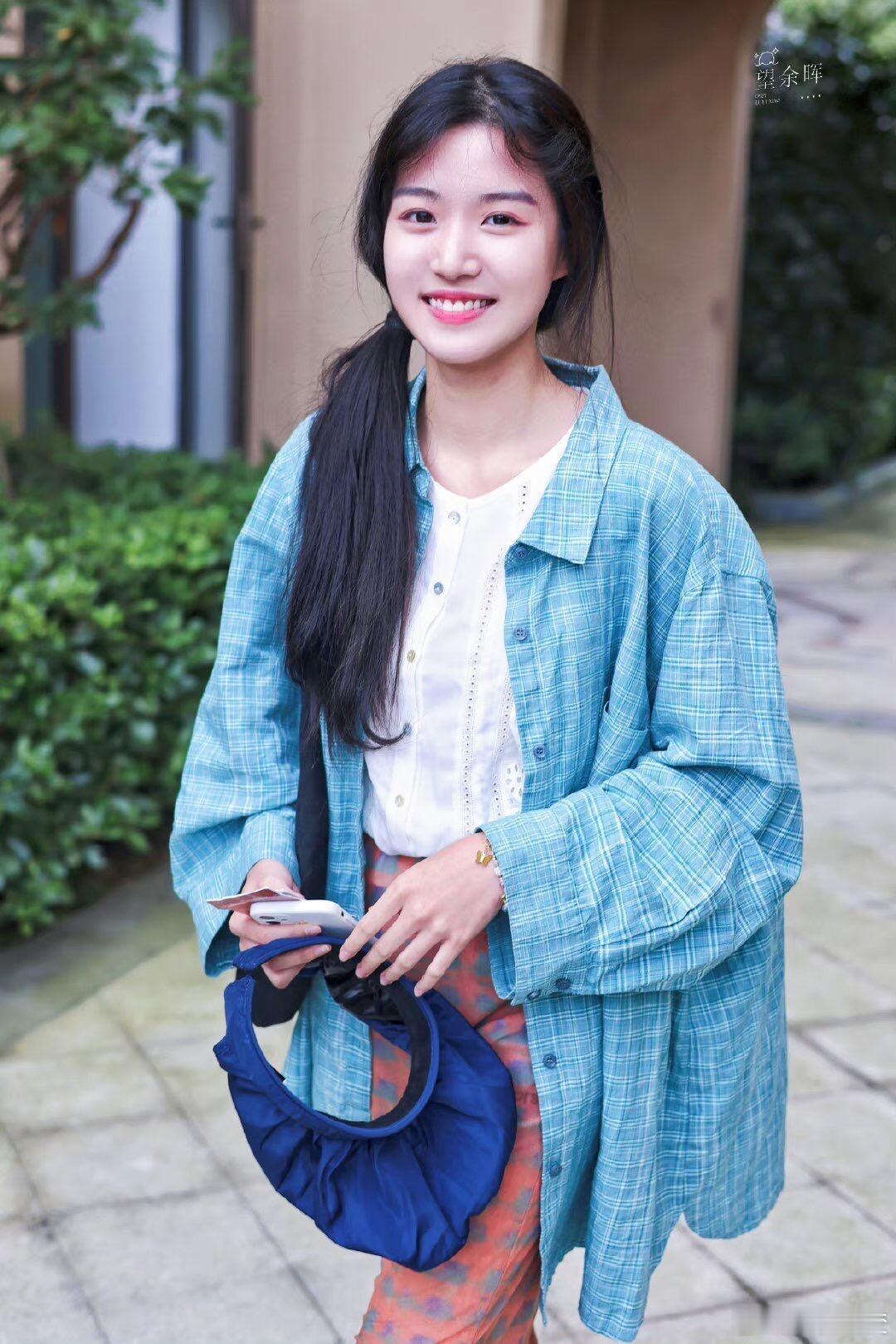 卢昱晓青涩的你卢昱晓｜​​​