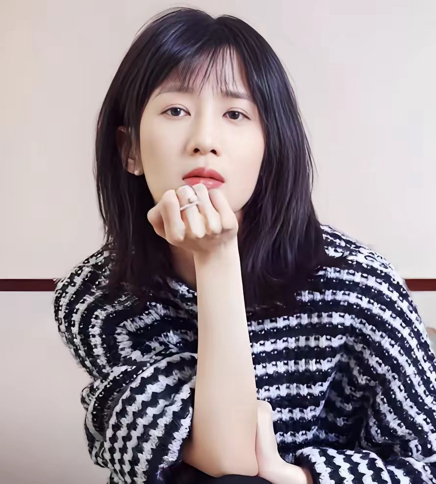 果然人还是要多读书不信你看papi酱那么多网红起起落落，唯有她能一直长红