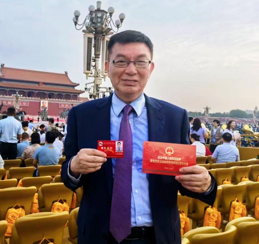 怕丢待遇的人，最终丢掉的是站位；抢着补位的人，直接补进了族谱的下一页。 马英