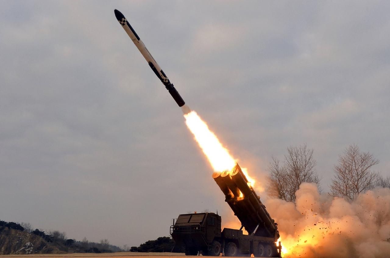 朝鲜火星18核洲际导弹打击能力，有一天可以攻击美国的时候！可能就是南北统一的时候