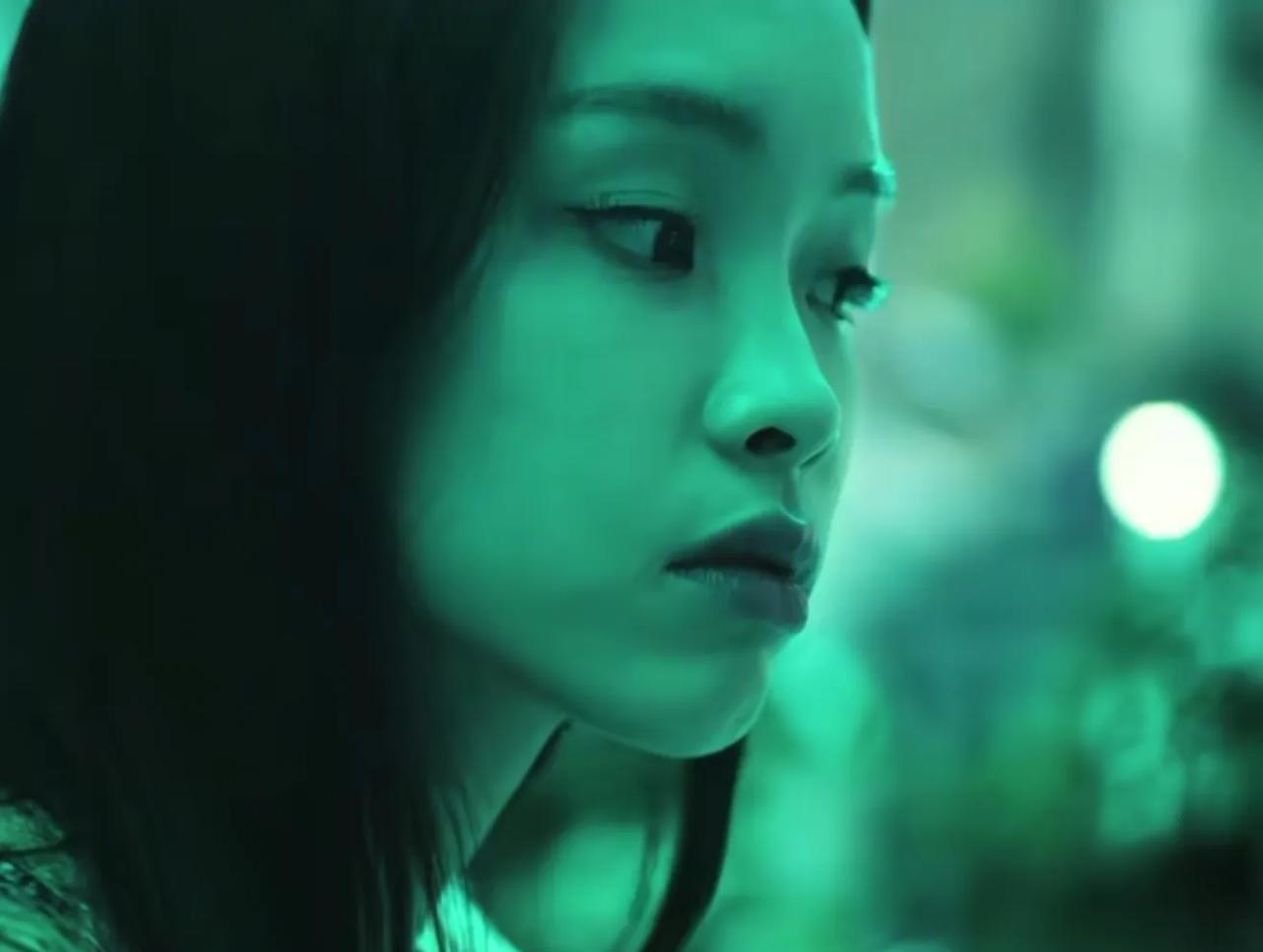 《扫毒风暴》其实卢少骅原本是想要带哑女吴燕萍走的，这也是他向康叔提的唯一的条件，