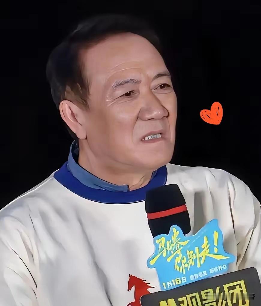 “李幼斌67岁，父母双双健在，本该是天大的喜事，可他却说：每次去看他们，我都