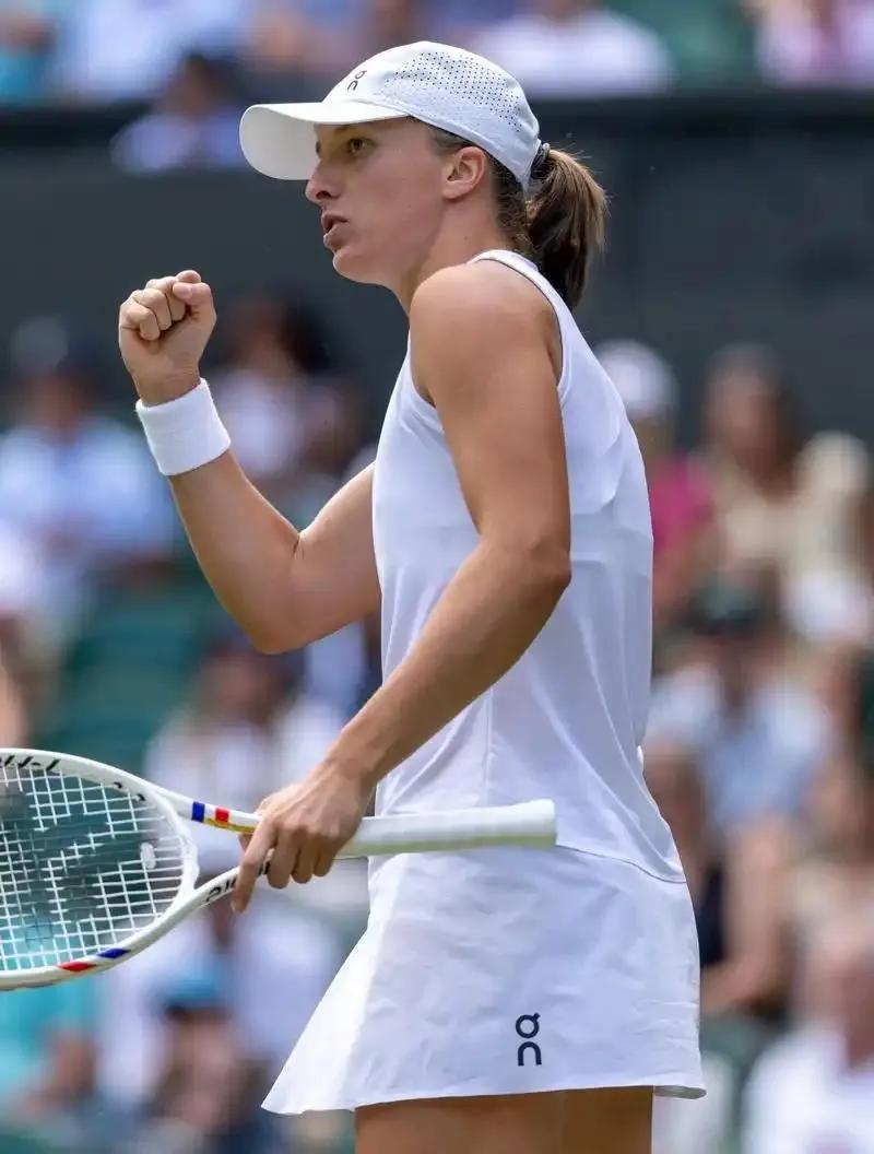 北京时间8月19日早晨，WTA1000辛辛那提站女单决赛刚刚结束了最后的较量，赛