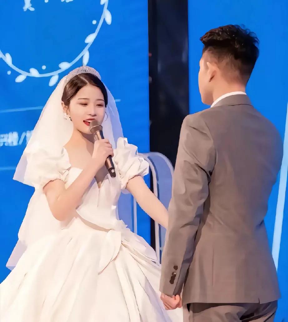刘铭瑶结婚不到10天就被打，娘家人知道后曾兴师问罪，金某一个劲地道歉和保证。可这