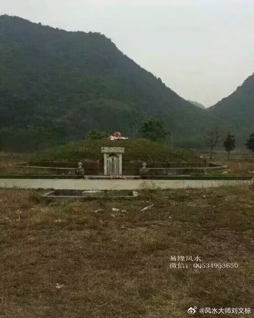 与其说富人和穷人身价上的天差地别，不如说这是一种风水上的高低之分。贫穷，并非不