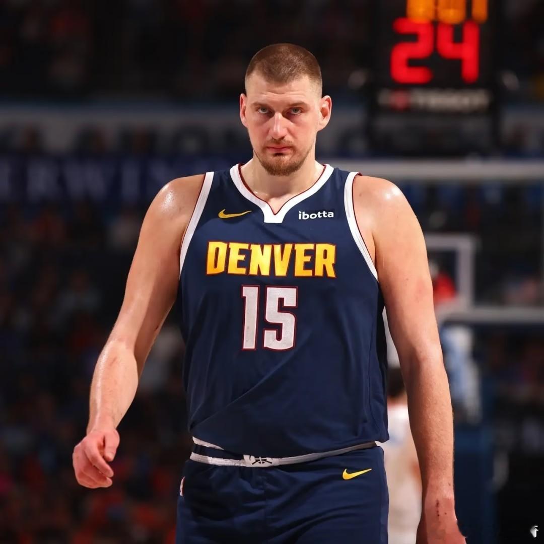 NBA现役最强的3个次轮秀：1，约基奇——次轮第11顺位自加入掘金以来，一开始只