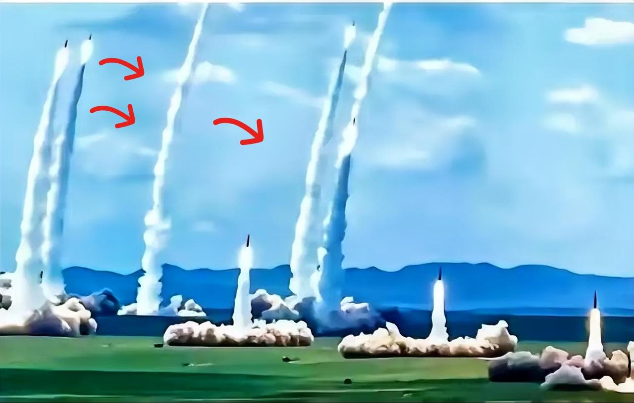 中方开始动真格了 11月17日，美日联合演习在冲绳及东海开展，出动27架战机