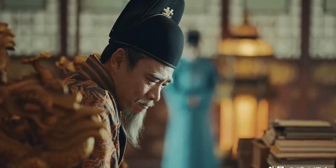 朱元璋说过一句话：“极刑之家，五服内子弟不无怨恨，不许用为官吏，违者处以重罪。”