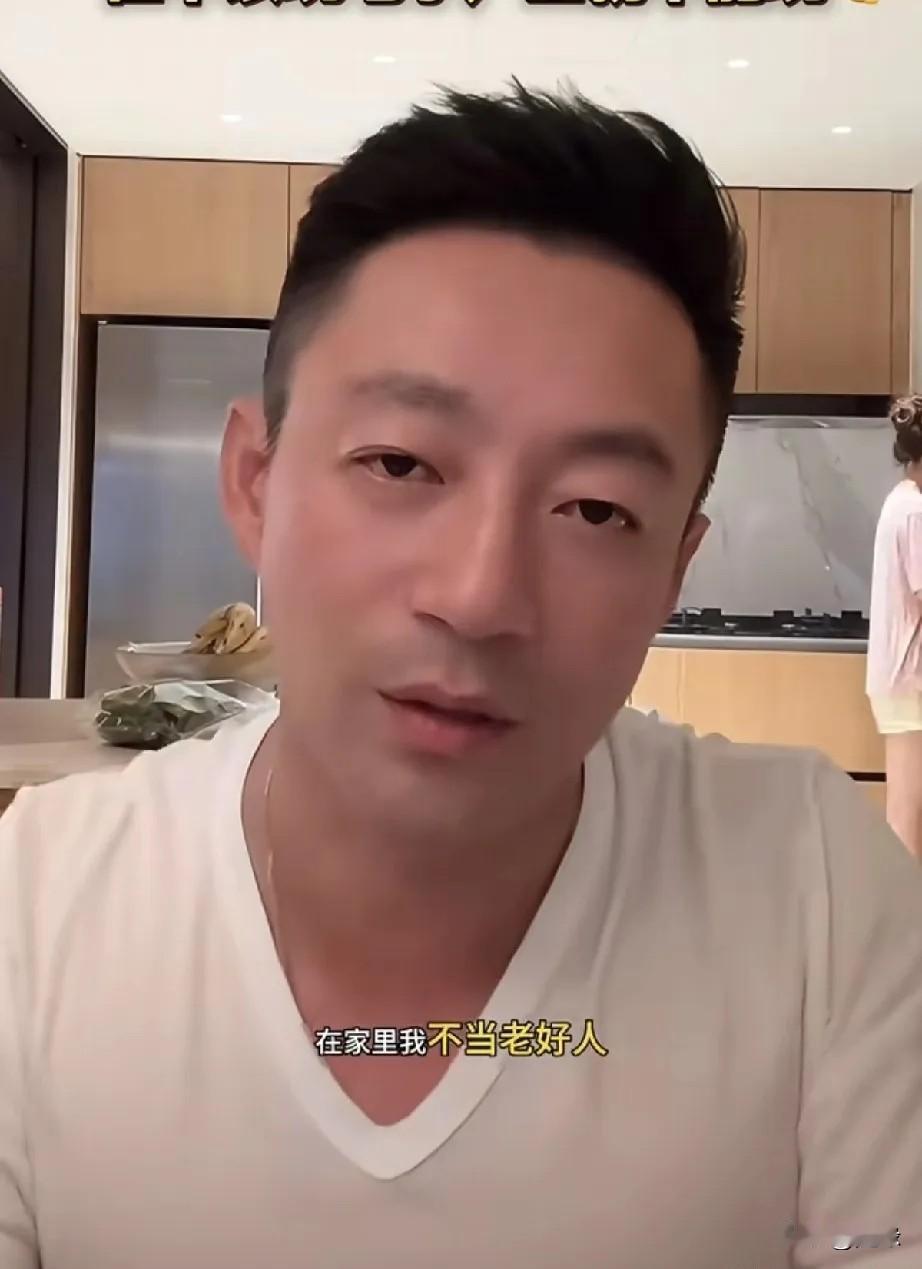汪小菲吐心声:我不做老好人!直播间跟粉丝掏心掏肺的拉家常,直言自己不会让小箖箖