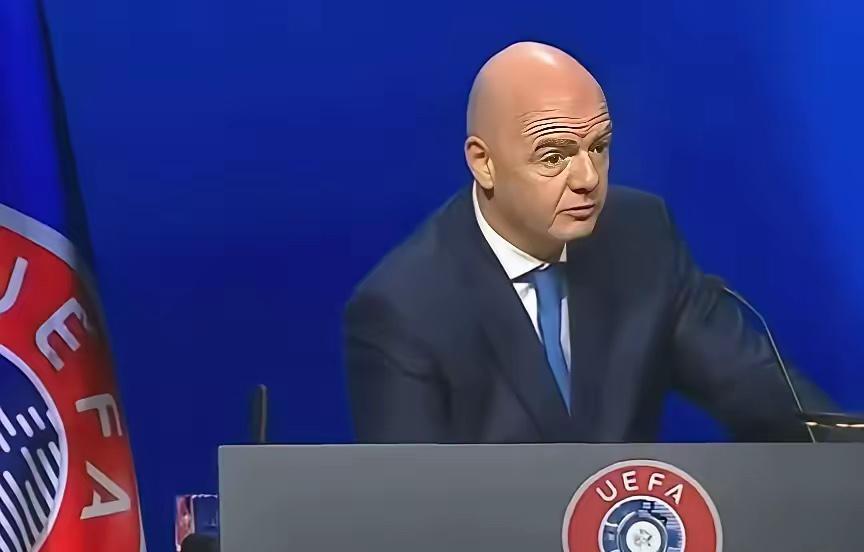 国际足联真是大聪明，竟然把中国划为转播权收入第一档次国家，可没想到中国人不仅钱多