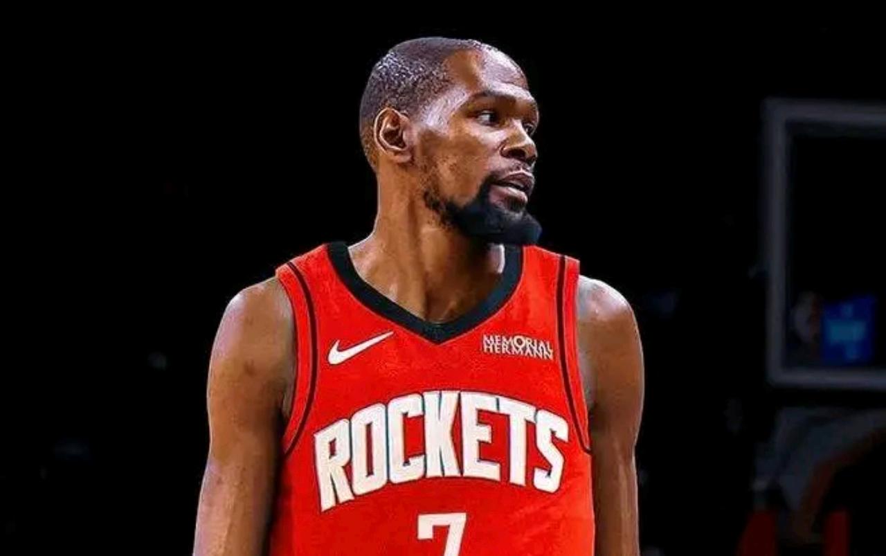 雷霆如果有本事打火箭的时候别缩在内线，火箭完全不虚的说实话，一对一像男人