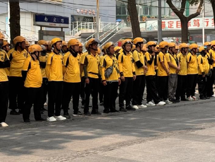 于扳回一城了！宁波这帮餐饮老板算是硬气了一回，集体要把外卖平台给断了！这事儿我