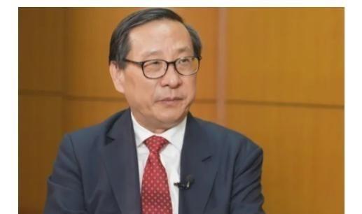 高志凯教授最近提了个主意，别总吵着统一不统一了，先去查查台湾两千三百万人的户口本