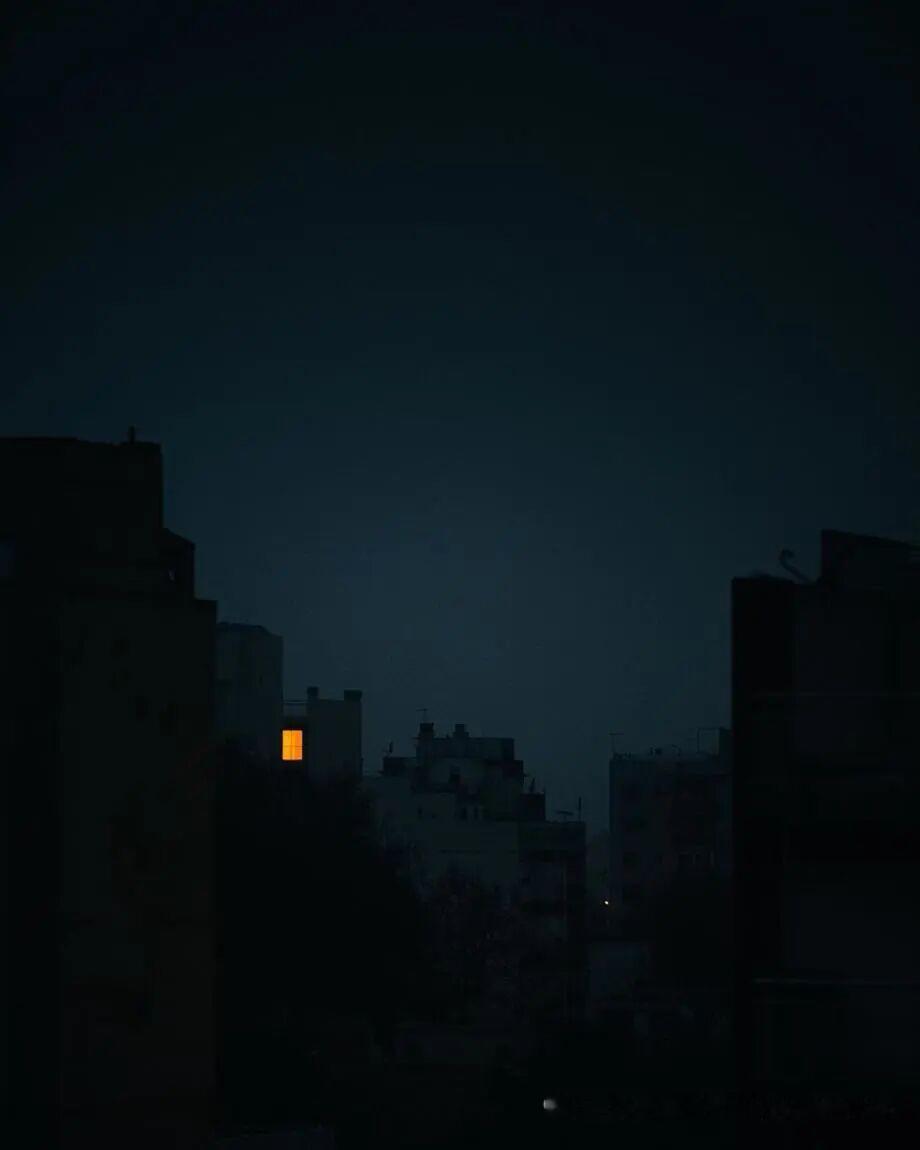 夜已深摄影师：AnaJuliaGobbi