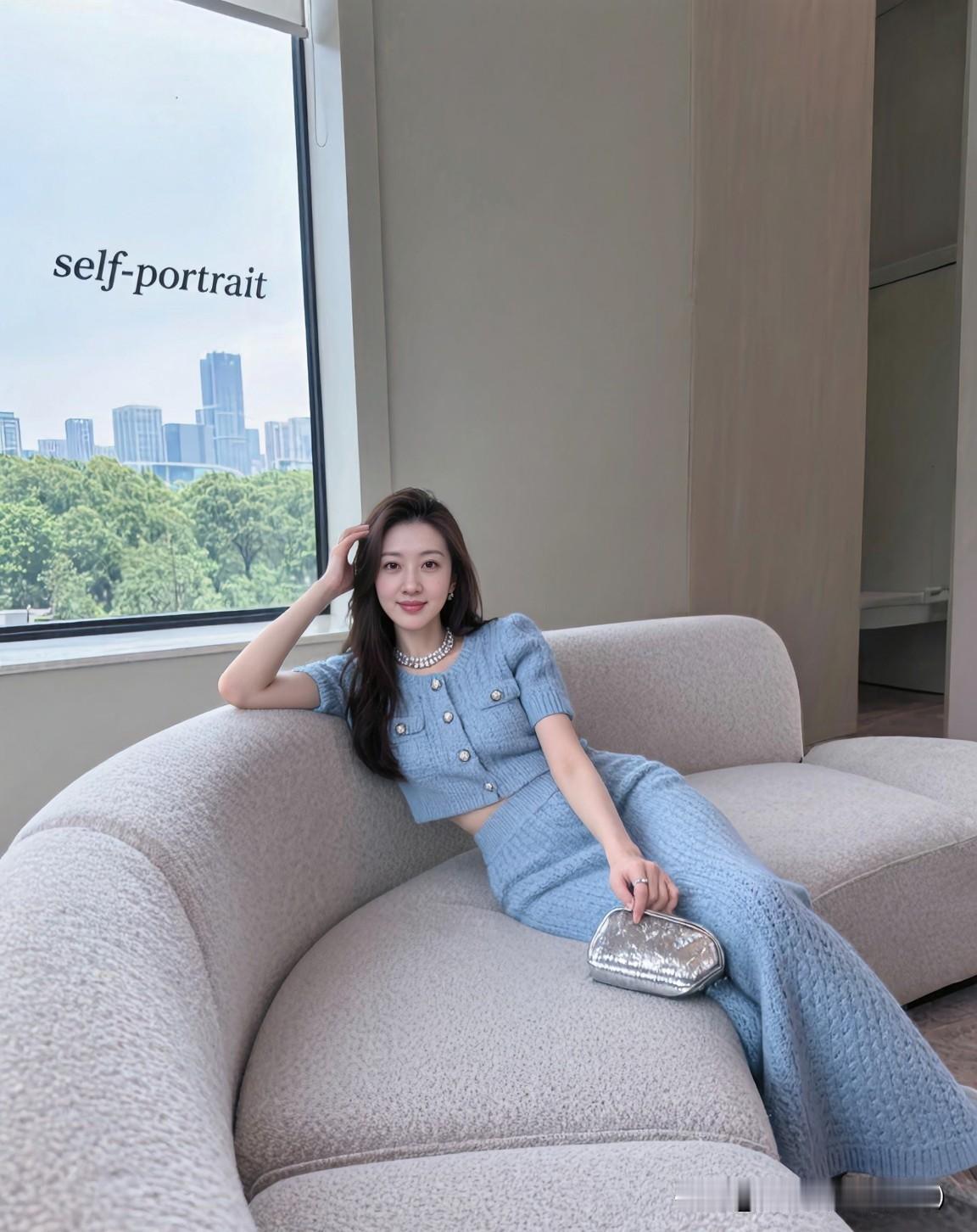 别觉得男人天生冷漠，对爱情提不起劲，往往是攒够了失望或认清了现实。要么是