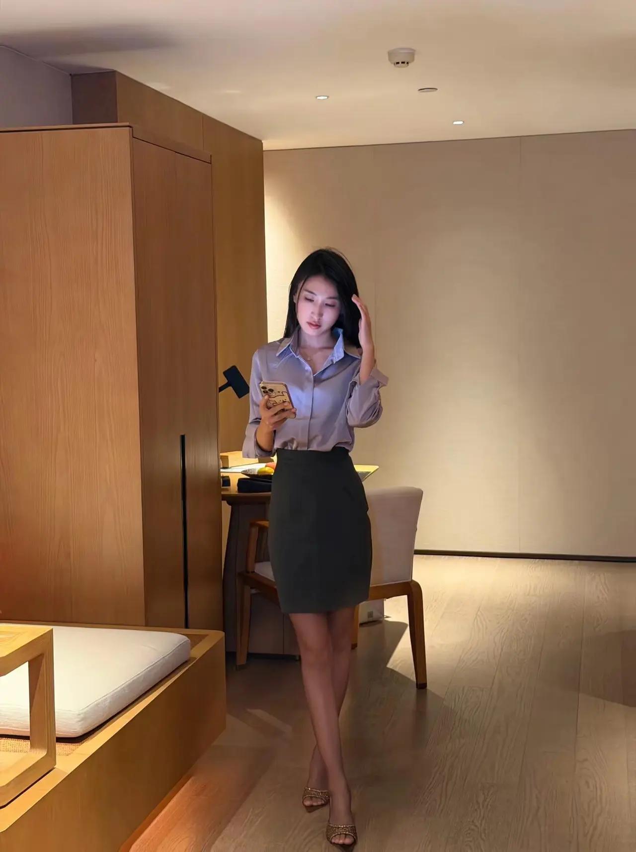精致利落的美女小姐姐，大家喜欢吗？