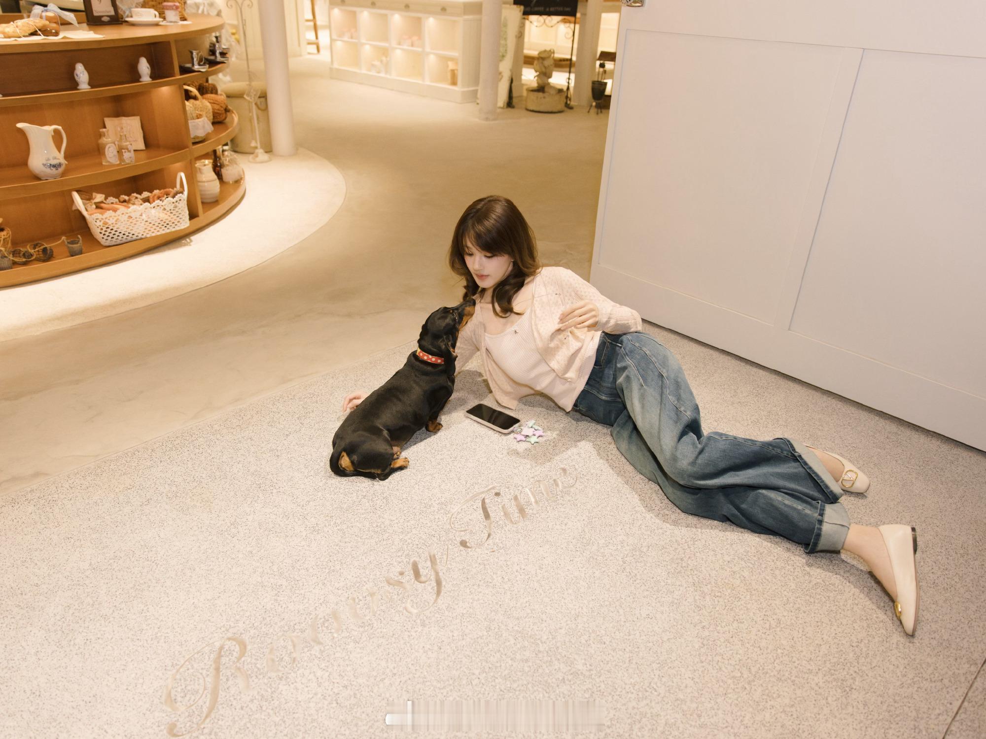 邻家姐姐赵露思，好美一点距离感都没有！谁姐姐​​​