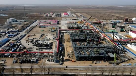 为何全球慌乱时中国从容？三十年能源布局藏着怎样的大国远见？很多国家是在能源风浪