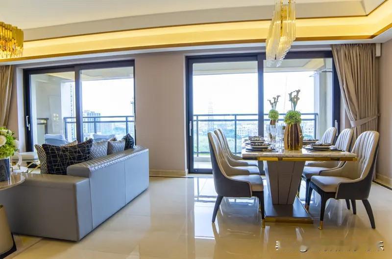 人到中年还有必要置换新房吗？网友A：10年4个娃，128平的4房根本不够住，