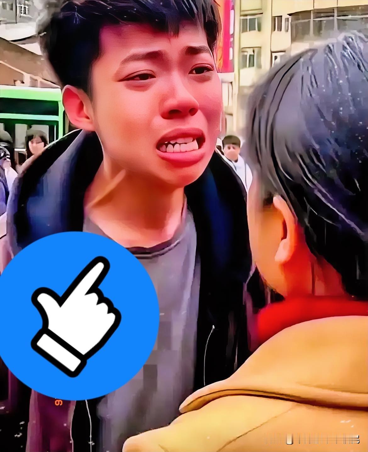 35万彩礼+房车！儿子哭吼戳穿婚恋真相：普通男生不是不想婚，是结不起小区楼