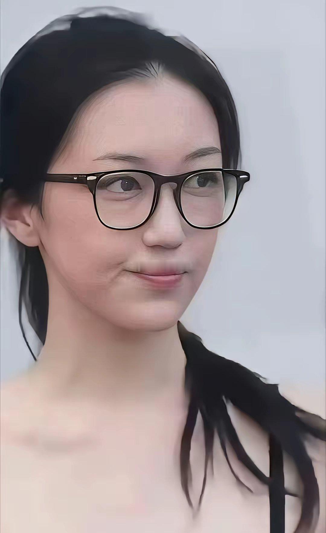 李嫣的容貌整得太成功了！这孩子这辈子积了太多的福报！​​​