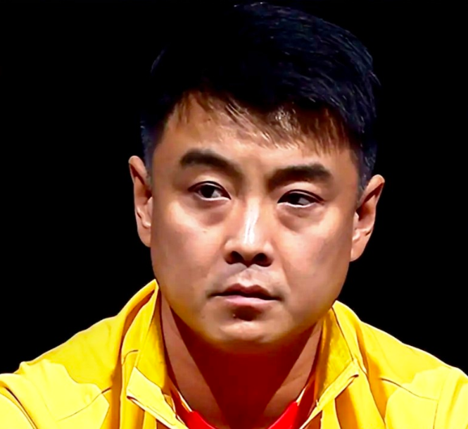 王皓看了，虽然败了也很可取……周启豪对阵雨果，俩人还是第一次交手，王皓看了整个