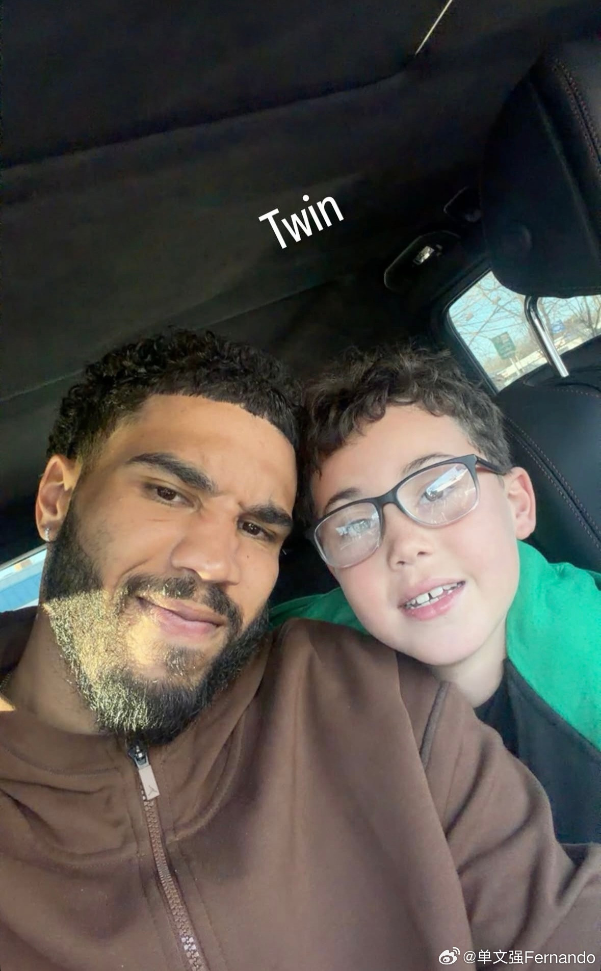 杰森·塔图姆🤝Deuce！父子俩今天又是一起出行啦！